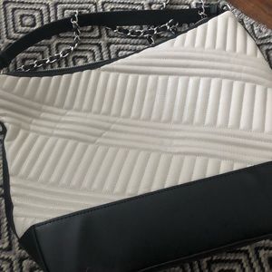 Big spacious Zara tote